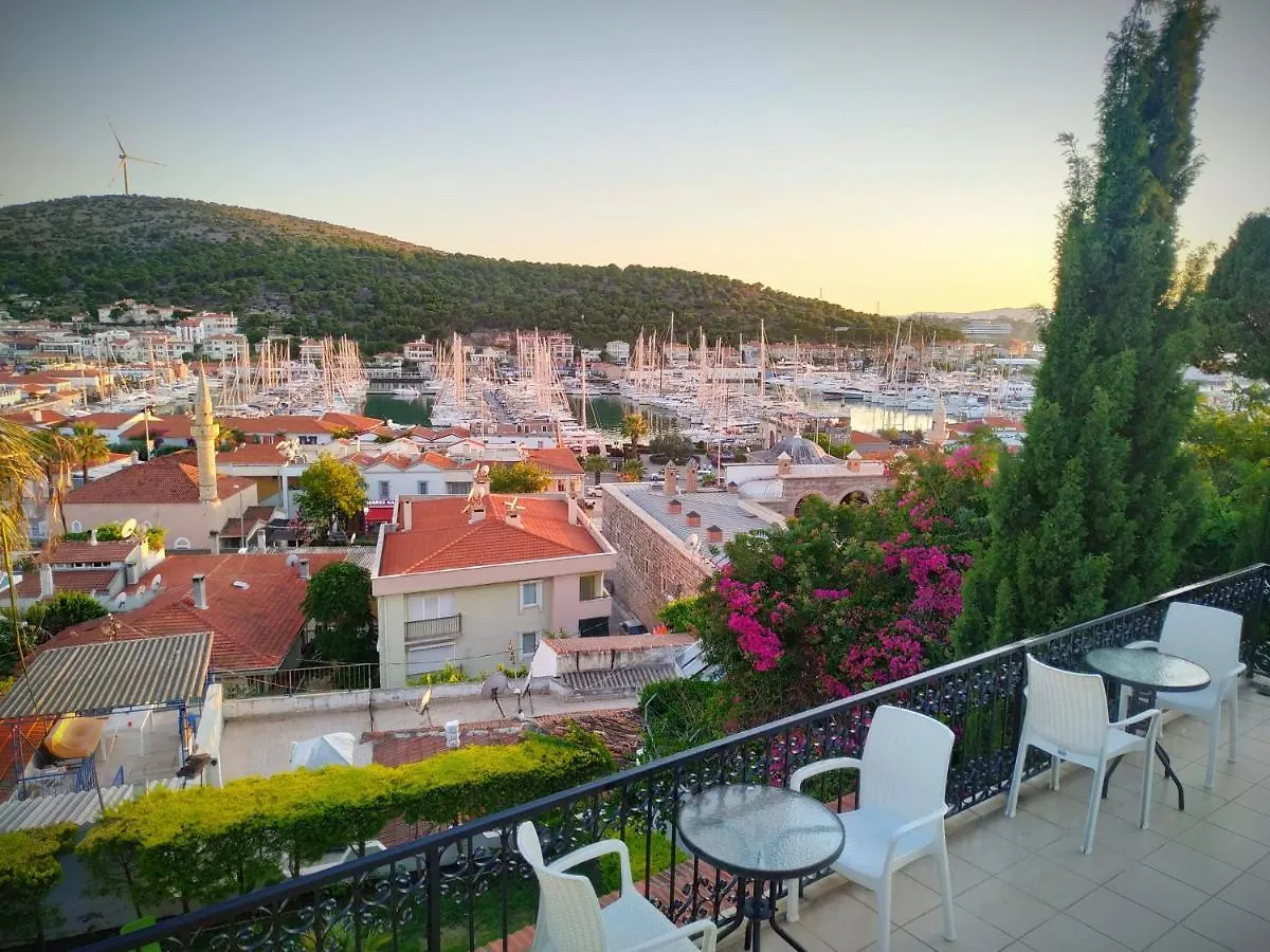 Yalcin Hotel Çeşme
